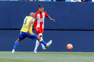 Aprobados y suspensos del Almer¨ªa: cruel final para un equipo que muri¨® en la orilla