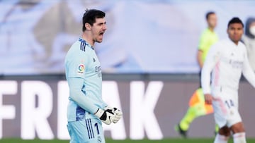Courtois says Real Madrid won't give up fight to catch Atlético