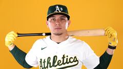 Luis Urías ya entrena con su nuevo equipo; así su contrato en la MLB