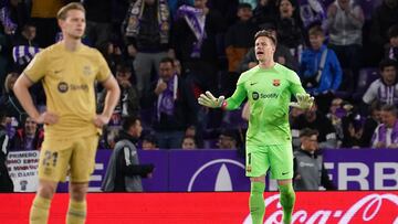 Barcelona's German goalkeeper Marc-Andre ter Stegen gestures during the Spanish league football match between Real Valladolid FC and FC Barcelona at the Jose Zorilla stadium in Valladolid on May 23, 2023. (Photo by CESAR MANSO / AFP)