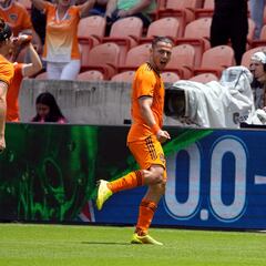 Héctor Herrera debutó con Houston Dynamo en empate ante FC Dallas