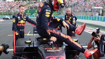 Verstappen, por radio tras el abandono: “Esto es un p... chiste”