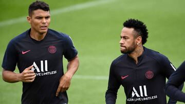Thiago Silva plantea la posibilidad de la continuidad de Neymar.