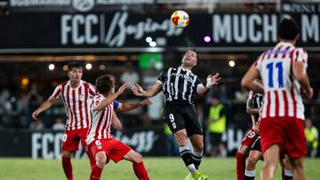 Ortuño, ante el Atlético Madrileño.