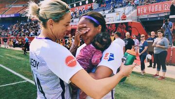 Sydney Leroux volvió a jugar 3 meses después de dar a luz