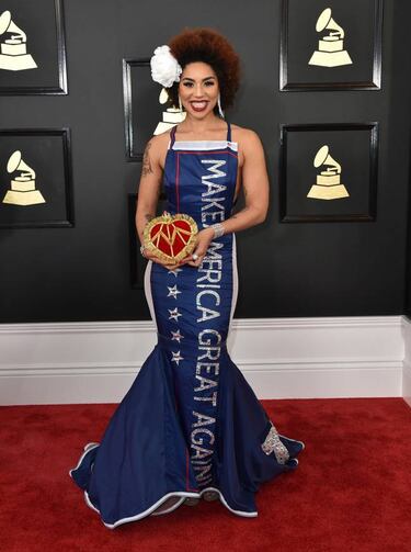Los polémicos vestuarios de Joy Villa y Ricky Rebel