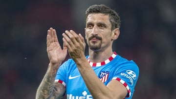 Stefan Savic agradece el apoyo de la afición del Atlético.