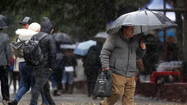 Lluvia en Santiago: el centro meteorólogico más preciso del mundo enciende otra alarma en Chile con preocupante pronóstico