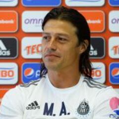 Almeyda no quiere a Pulido ni a Reyna en Chivas