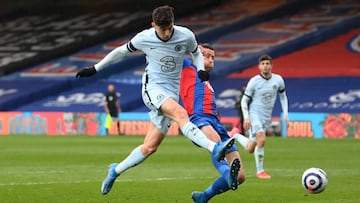 LONDON, ENGLAND - APRIL 10: Kai Havertz of Chelsea and Gary Cahill of Crystal Palace battle for the ball during the Premier League match between Crystal Palace and Chelsea at Selhurst Park on April 10, 2021 in London, England. Sporting stadiums around t