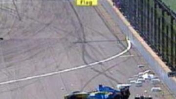 Alonso se retira por un pinchazo cuando era tercero