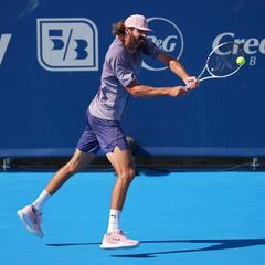 Opelka derriba a De Miñaur y Medvedev vuelve a fallar