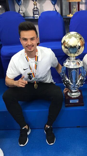 Nacido Telciu, una pequeña localidad rumana, se ha convertido en el sexto jugador del Athletic nacido en el extranjero. 