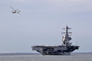 Con un desplazamiento de 100,000 toneladas a plena carga y una longitud de 337 metros este gigante tiene capacidad para albergar a unos 4,500 tripulantes (incluyendo el personal del ala aérea).