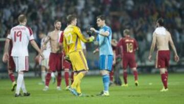 EXCEPCIÓN. Casillas no intercambió su camiseta de España en el partido de Bielorrusia.