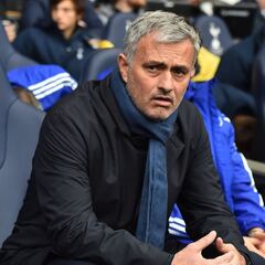 Mourinho y el escapismo en su último día en el Chelsea