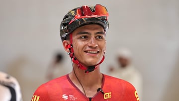 Del Toro, antes de la salida de la 7ª etapa del UAE Tour 2026.