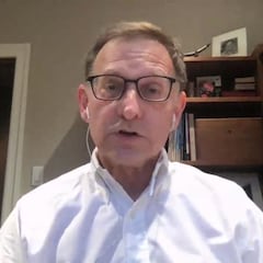 Ian Lipkin: "El virus no desaparecerá. La vida no volverá a ser del todo normal"