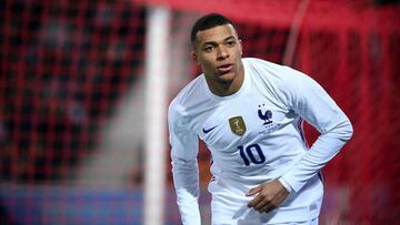 Francia pedirá 'compensación' a Mbappé