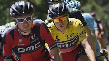 Tejay Van Garderen y Rohan Dennis ruedan durante una etapa del Dauphiné de 2015.