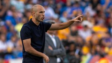 Pizarro ve cerca regreso de Gignac