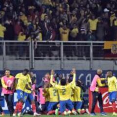 Con un gran Valencia, Ecuador vence a México