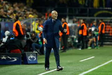 El mítico Muro Amarillo de Dortmund resistió la primera embestida en la fase de grupos de la 2016-2017, pero Bale y dos golpes de Cristiano lo derribaron esta temporada.