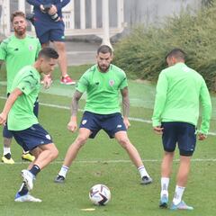 Iñigo avanza para la vuelta