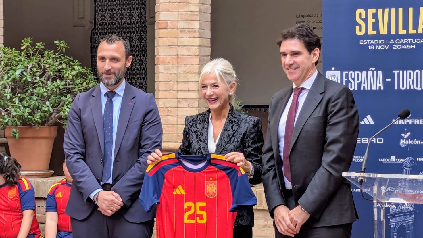 Karanka: “Estávamos entusiasmados com o retorno de Lamine Yamal” Karanka: “Estávamos entusiasmados com o retorno de Lamine Yamal”