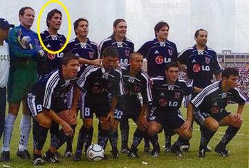 El ex zaguero se formó en la U y emigró a Colón de San Fe. Sin embargo, en su regresó a Chile se unió a Palestino en 2005. Su vuelta al cuadro azul solo se concretó en 2011.