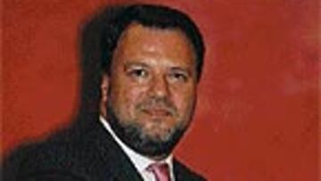 Alfredo Sánchez Monteseirín pide un derby feliz y en paz. Además, no olvida la Selección. Porque Sevilla nunca le falló...