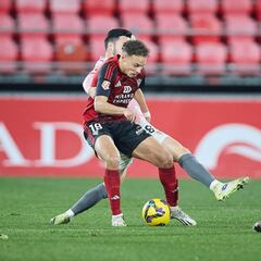 Reparto de puntos en Anduva tras el susto de Panichelli