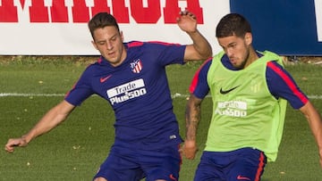 Santiago Arias durante un entrenamiento con el Atl&eacute;tico de Madrid