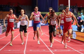 El atleta murciano realizó una prodigiosa carrera para llevarse el título en el 800 de Belgrado con 1:46.20. 