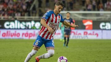 El golazo que se mandó Hiram Mier en el entrenamiento de Chivas