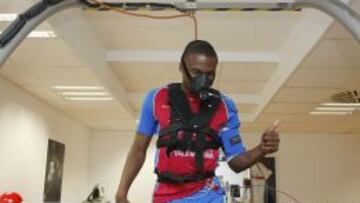 Simao Mate pasó el examen médico con el Levante.