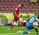 Lewandowski responde a Haaland con un 'hat-trick'