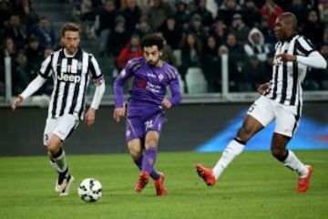 Juventus se vio sorprendido con una Fiorentina ordenada y de salida rápida. Gran partido de Salah.