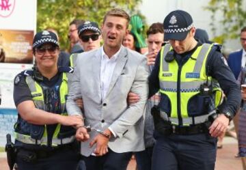 Risas y glamour en el Carnaval de la Copa Melbourne