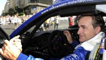 Sainz gana la segunda etapa y sigue líder en el Dakar 2011