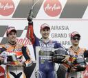 Jorge Lorenzo gana en Motegi y mantiene la tensión