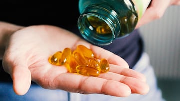 Supplements, vitamin D, flaxseed oil