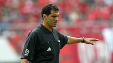 <b>GHANDOUR.</B> La actuación de Ghandour en el España-Corea es sólo una muestra de lo mal que están actuando los árbitros en el Mundial.