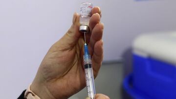 Revisa el detalle del calendario de vacunación que es entregado por el Ministerio de Salud que incluye a los menores de 55 años.