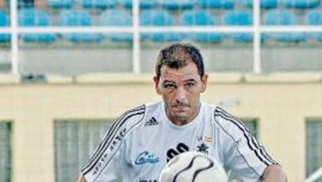 <b>HIJO PÓSTUMO </b>Imagen de Pedro Berruezo Bernal con el Ceuta.