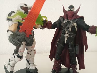 Doom x Mortal Kombat: Doom Slayer y Spawn se enfrentan en dos salvajes figuras de acción McFarlane