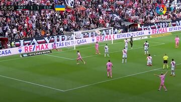 Mete el Espanyol, Melamed se toca el escudo y la grada de Vallecas explota: máxima tensión