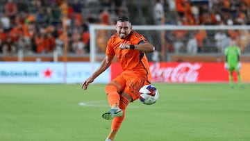 Houston Dynamo perdona a Herrera y confirman su regreso