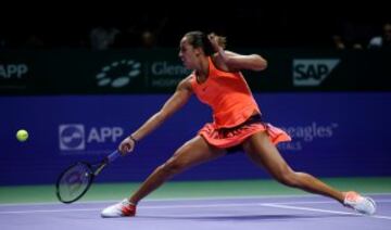 La americana Madison Keys es la benjamina de este top ten. La americana destaca por un certero ace al nivel de Serena Williams. Primera vez que termina el a?o entre las 10 mejores el futuro es suyo. Cuarta en los Juegos de R¨ªo el mayor pero a su a?o fue quedarse en los octavos de los 4 grandes del a?o.