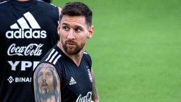 Fort Lauderdale (United States), 22/09/2022.- Paris Saint Germain's Lionel Messi in action during a training session with the Argentina National Soccer team at the DRV PNK Stadium in Fort Lauderdale, Florida, USA, 22 September 2022. Argentina will face Honduras at Miami'Äôs Hard Rock Stadium on 23 September in the first of their two international friendlies. (Estados Unidos) EFE/EPA/CRISTOBAL HERRERA-ULASHKEVICH